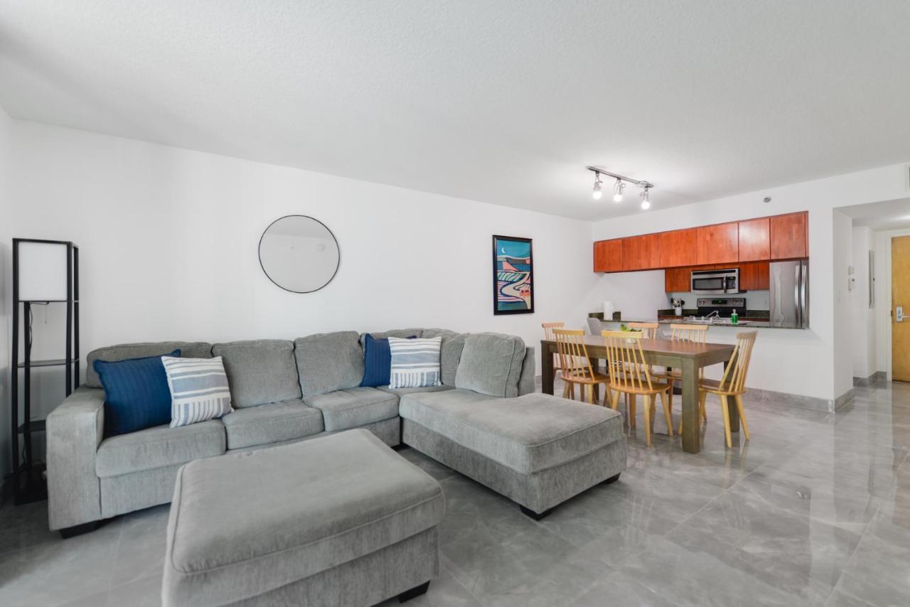 Spectacular Apartment In Heart Of Brickell Miami Extérieur photo